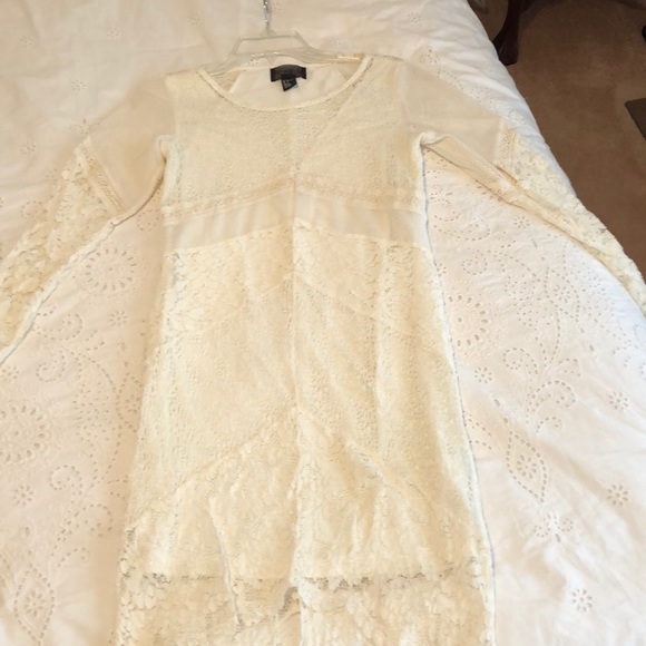 White lace dress - Picture 2 of 2